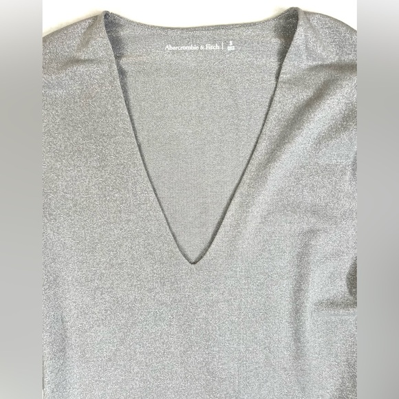 ABERCROMBIE & FITCH Women’s Long Sleeve Sparkle V Neck Bodysuit Gray Shimmer S‎ - Picture 8 of 15